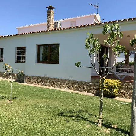 Maria, Terrace & Pool סנט מרטי ד'אמפורייס