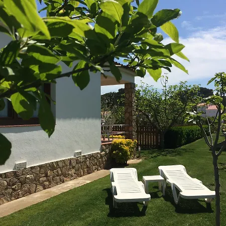 Maria, Terrace & Pool Holiday home *